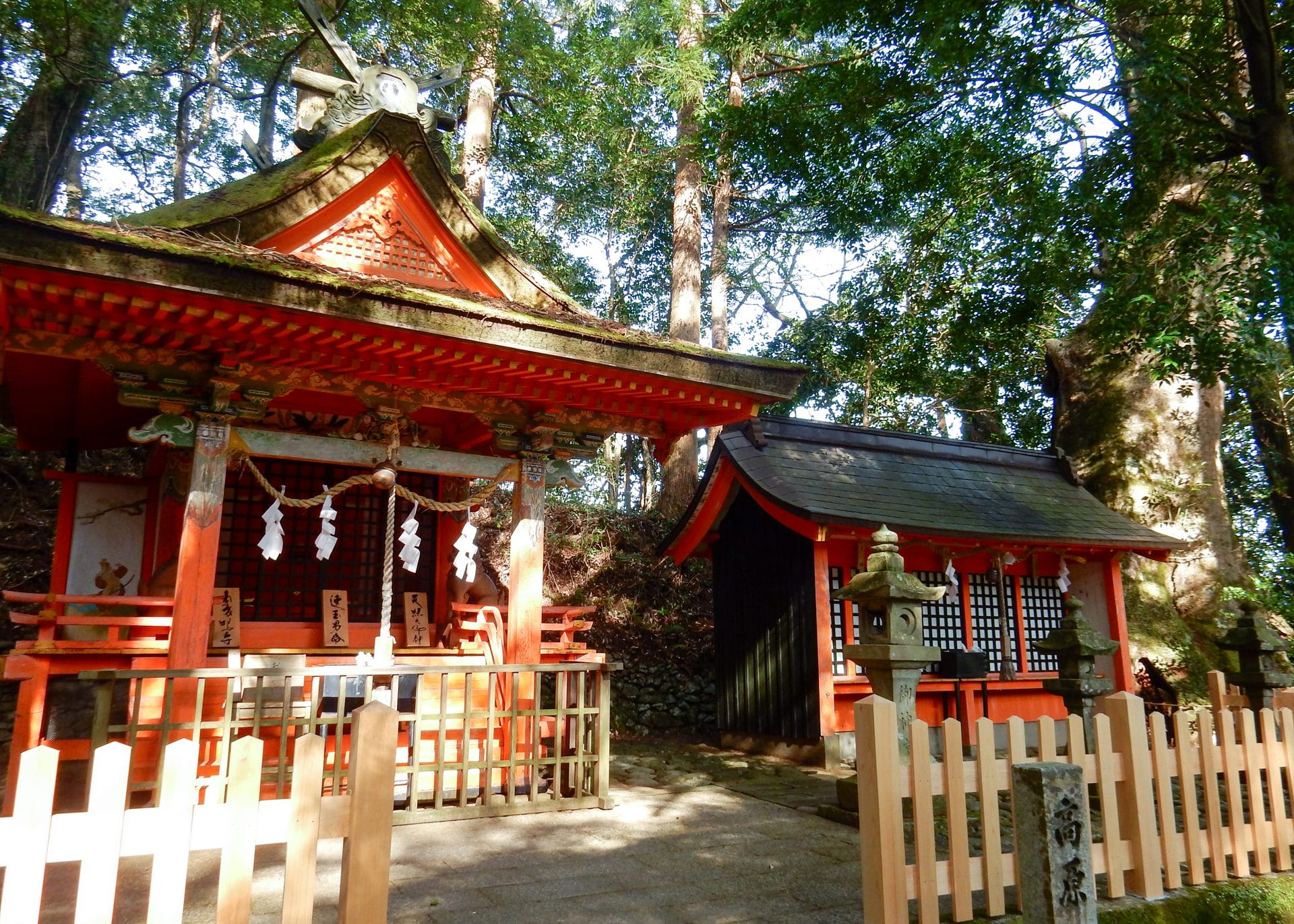 Takarahara Shrine