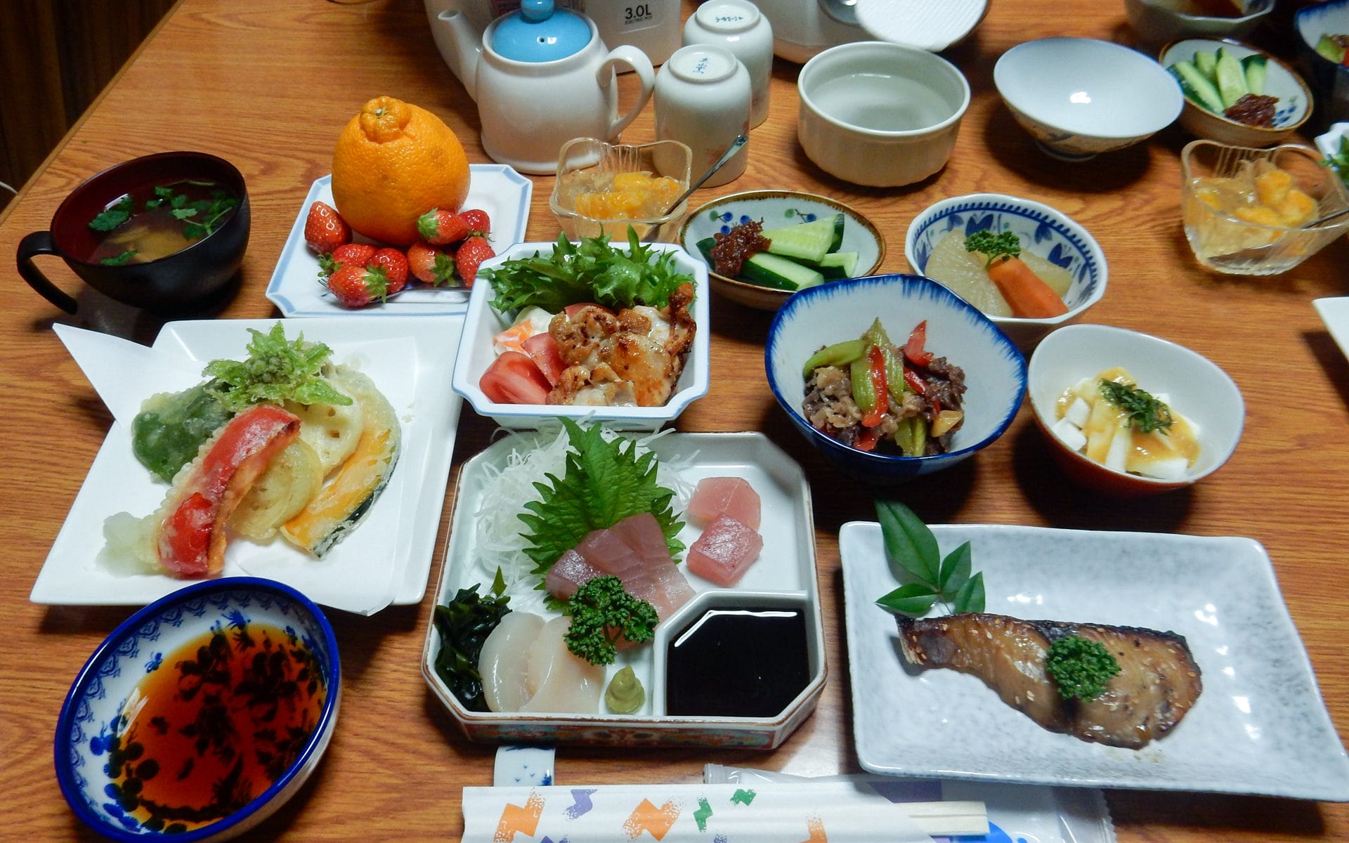 Traditionele maaltijd in de minshuku