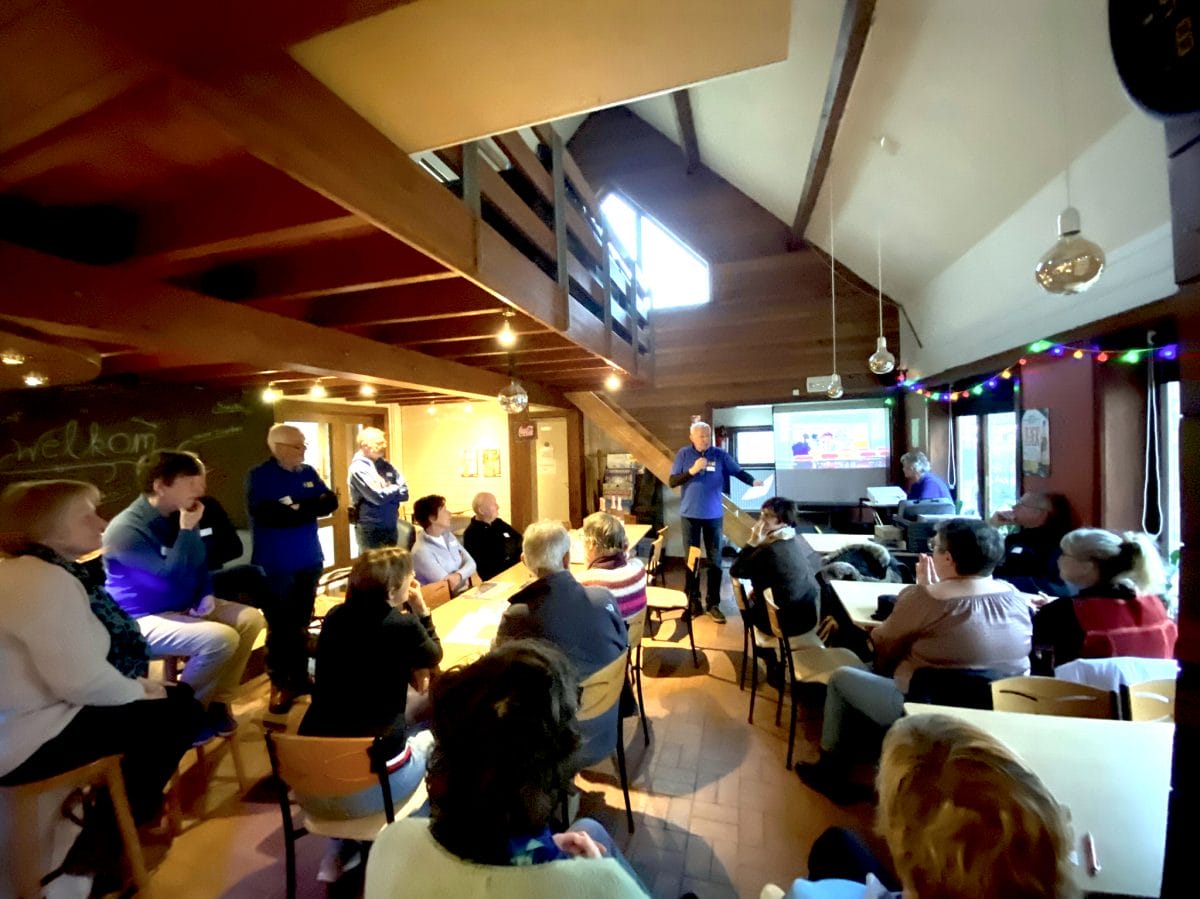 Jakobscafé met nieuwjaarsdrink met afdeling Brugge-Kust